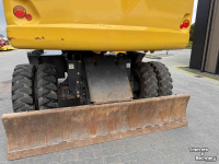 Excavator mobile Komatsu PW180-10