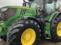 Tractor John Deere 6215R