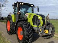 Tractor Claas Arion 660 Cmatic