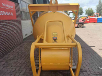 Concrete skips Beco Beton kubel 2000 liter