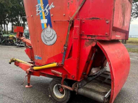 Vertical feed mixer Peecon Biga 1000