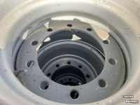 Wheels, Tyres, Rims & Dual spacers Good Year 2 Banden 435/50/19.5