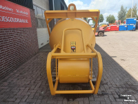 Other attachments and accessories Beco Beton kubel 2000 liter