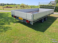 Car trailer up to 3500 Kg Hulco Hulco Medax-2 autoambulance/multitransporter/aanhanger