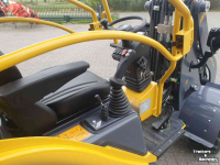 Wheelloader Eurotrac W11 shovel