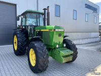 Tractor John Deere 4055