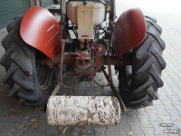 Oldtimers Massey Ferguson MF 35 3cyl diesel