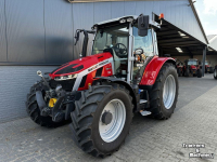 Tractor Massey Ferguson 5S.115 Dyna-4