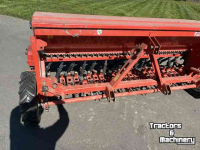 Seed drill Gaspardo nokkenrad zaaimachine