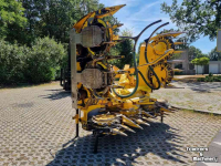 Cornhead New Holland 600 SFI