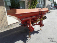 Fertilizer spreader Lely CENTERLINER