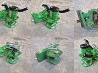 Used parts for tractors John Deere trekhaken handmatig en automatisch 330 cm en 390 cm breed