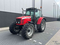 Tractor Massey Ferguson 5455 Dyna 4