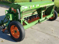 Seed drill Amazone D8-30 super