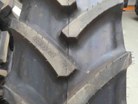 Wheels, Tyres, Rims & Dual spacers Mitas 420/85R38 AC85 eerste montage