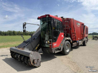 Self-propelled feed mixer RMH Platinum 17