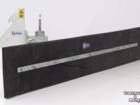 Rubber yard scraper Qmac 150 MECH SCHUIN KRAMER 250-350