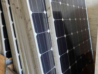 Other machines and accessories for the workshop and yard  Zonnepanelen en omvormers