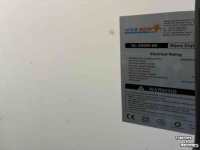 Other machines and accessories for the workshop and yard  Zonnepanelen en omvormers