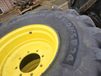 Wheels, Tyres, Rims & Dual spacers Michelin Bandenset John Deere 3350. 600/65R38 540/65R24