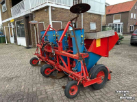 Potato planter Gruse Aardappelpootmachine