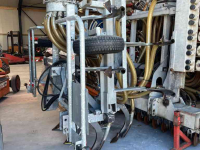 Arable injector Buts Meulepas BI 450 bouwland bemester injecteur