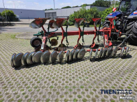 Ploughs Kverneland LB KKLB-100-300 Wentelploeg met vorenpakker