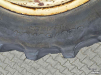 Wheels, Tyres, Rims & Dual spacers Kleber 2stuks 320/85R24, dubbellucht voor smalspoor tractoren