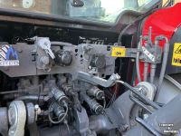 Tractor Massey Ferguson 5711M Dyna- 4 met kruipbak en Trimble voorbereid