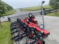 Inter-row cultivator Kverneland Camera gestuurde uien schoffel lynx 2000  met onyx 3048 f