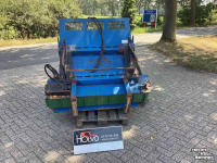 Sawdust spreader for boxes Ceres 1200L Instrooibak