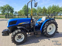 Tractor New Holland TRACTOR T4020V ROPS 4WD