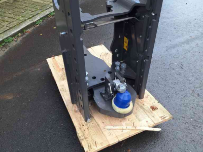 Used parts for tractors  scharmuller etagetrekhaak met k80