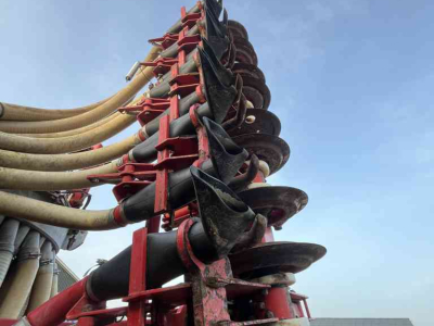 Grassland injector Schuitemaker 870 zodebemeste