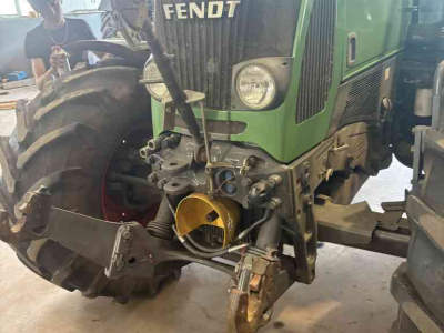 Tractor Fendt 415 Vario tms