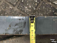 Diverse used spare-parts Fendt Pitonfix treklat Fendt 300 en 500 serie
