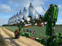 Ploughs Amazone Tyrok 400 OL V 7+1 100