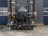 Grassland injector Veenhuis Ecoject 6.84