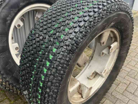 Wheels, Tyres, Rims & Dual spacers Michelin 440/65-28