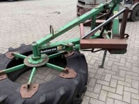 Feed sweeper wheel Holaras Octo 1500