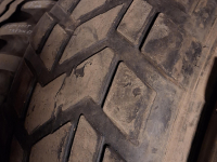 Wheels, Tyres, Rims & Dual spacers  Onbekend 18X22.5 RADIAL  BUITENBAND