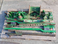 Used parts for tractors John Deere diverse trekhaken John Deere