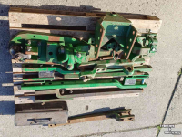 Used parts for tractors John Deere diverse trekhaken John Deere