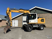 Excavator mobile Liebherr A918