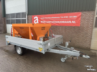 Other cleaning and sweeping machines and accessories  Zoutstrooier op aanhanger