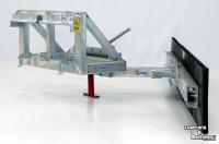 Rubber yard scraper Qmac 180 MECH SCHUIN SCHAFFER BORD