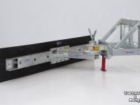 Rubber yard scraper Qmac 180 MECH SCHUIN SCHAFFER BORD