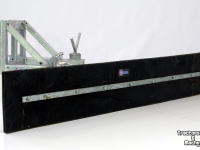Rubber yard scraper Qmac 180 MECH SCHUIN SCHAFFER BORD