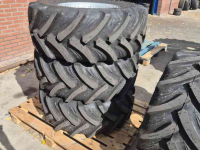 Wheels, Tyres, Rims & Dual spacers BKT 365/70R18 Multimax 6-gaats