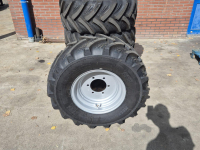 Wheels, Tyres, Rims & Dual spacers BKT 365/70R18